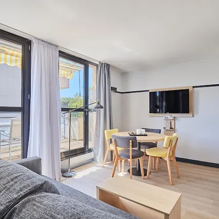 Отель Odalys Aix En Provence Les Floridianes 4*