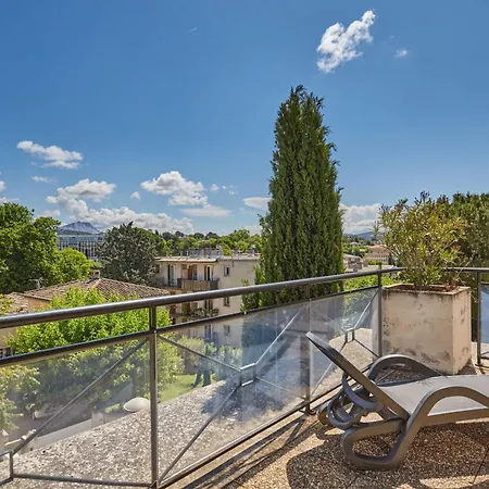 Odalys Aix En Provence Les Floridianes Отель 4*