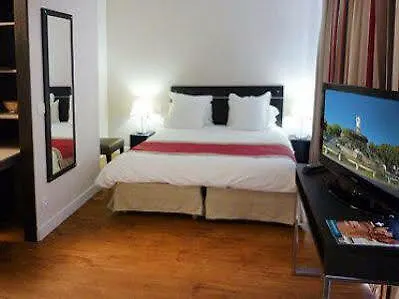 أبارت أودليز لا فلوريديانز 4* آيكس أومبروفينس